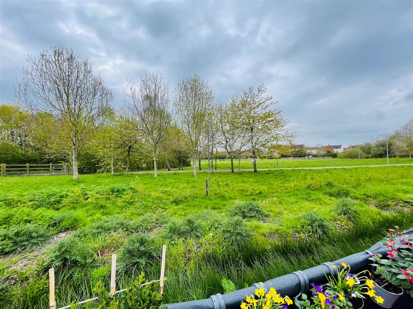 Kittyhawk Close, Bowerhill, Melksham Lock and Key